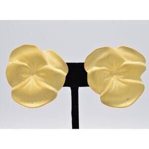 Fernando Vintage Pansy Clip On Earrings Brushed Gold Chunky NOS 80s FO Signed W1